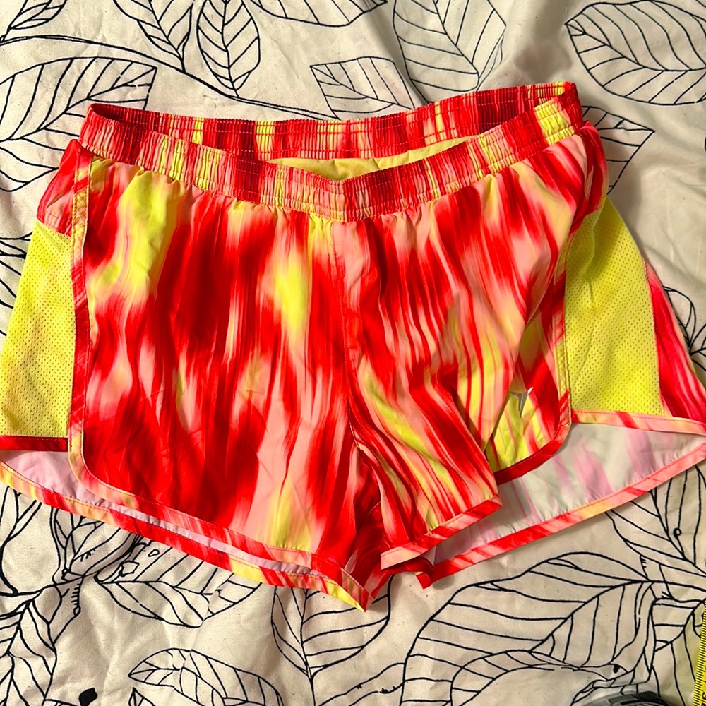 Running shorts